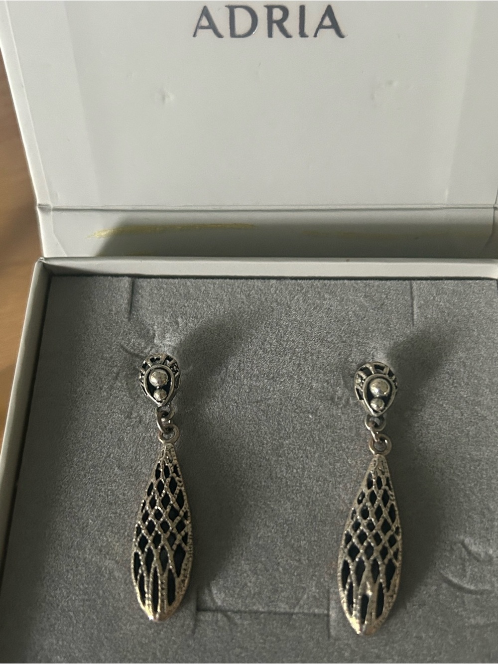 New in Box Adria 950 Fine Silver Filigree Teardrop Earrings